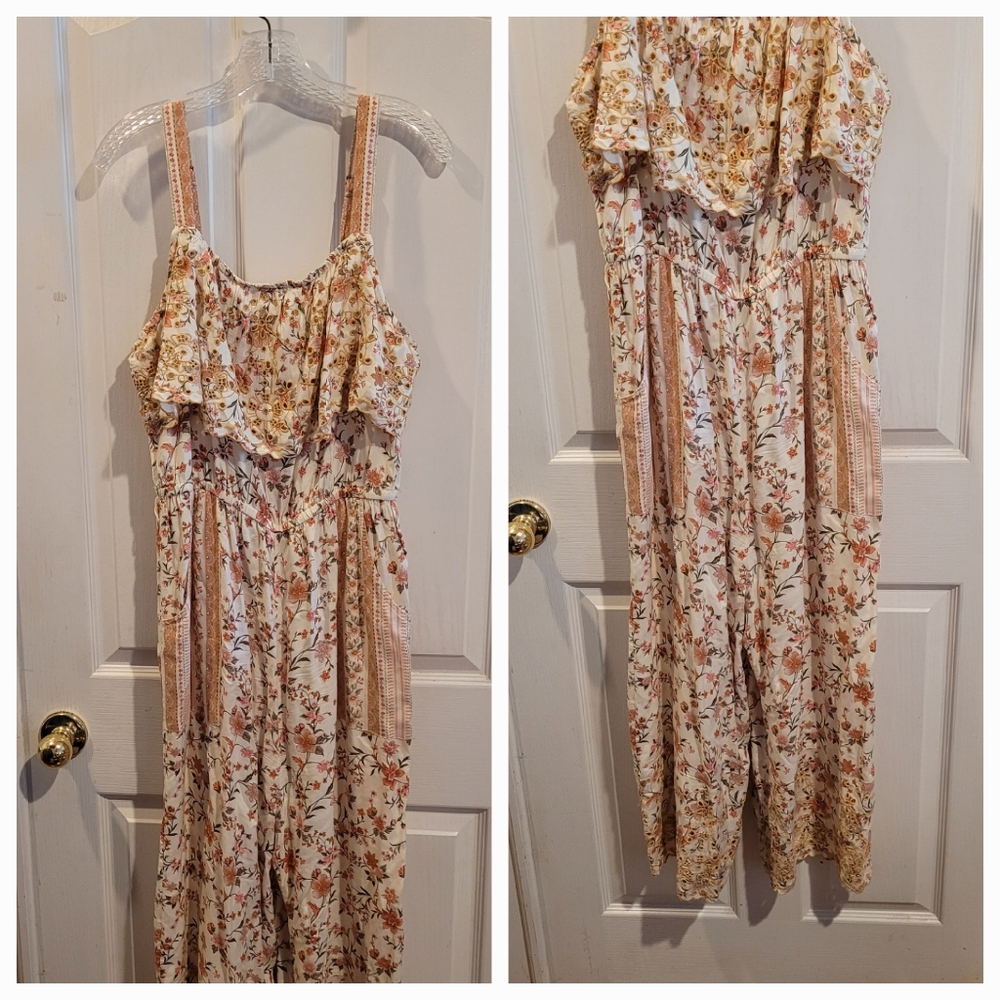 Floral jumpsuit American Eagle large floral  ruffles cottage core beach core